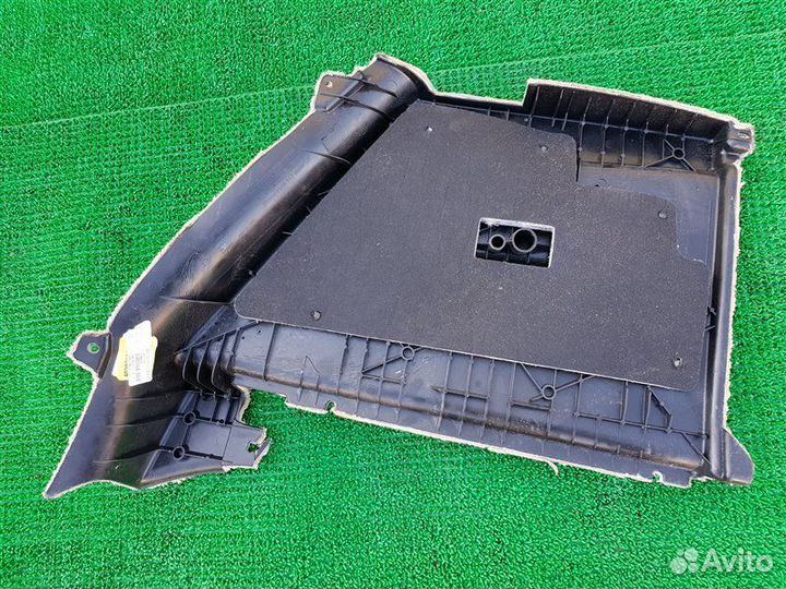 Обшивка багажника BMW X5