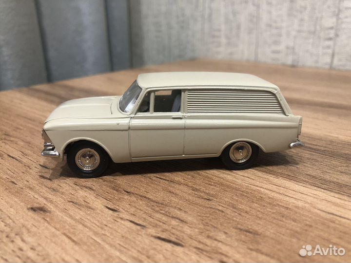 Мдель Москвич 433. Редкий цвет Состояние Новый