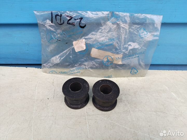Втулка стабилизатора Mercedes W202