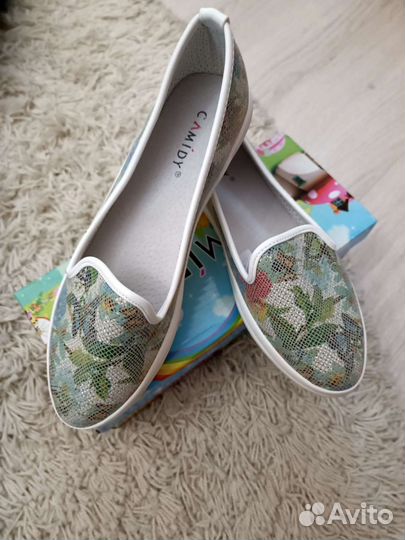 Обувь для девочки размер 35