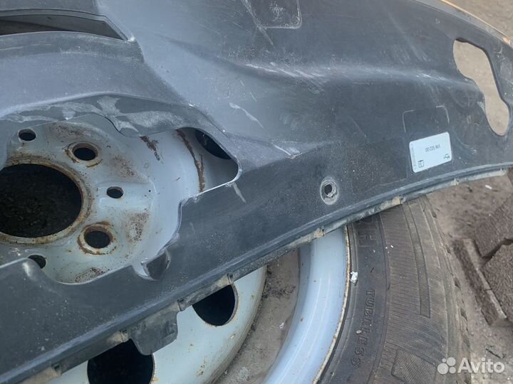 Skoda rapid 2019 год решетка радиатора