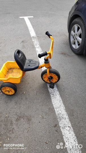 Детский трехколесный велосипед и самокат