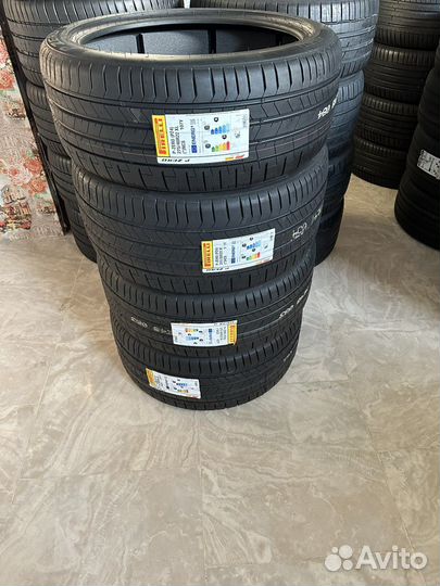 Pirelli P Zero PZ4 315/35 R22 и 275/40 R22