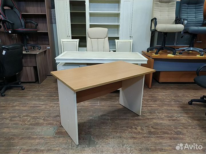 Стол письменный б/у 120х70х75 25мм 03408У-ббк