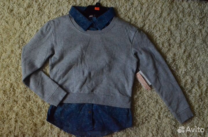 Отличная кофточка лет на 9-12 на девочку