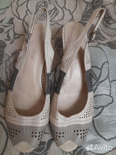 Туфли,босоножки 39-40р.Стельки для обуви,ремни