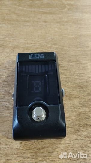 Тюнер гитарный Korg PitchBlack PB-01