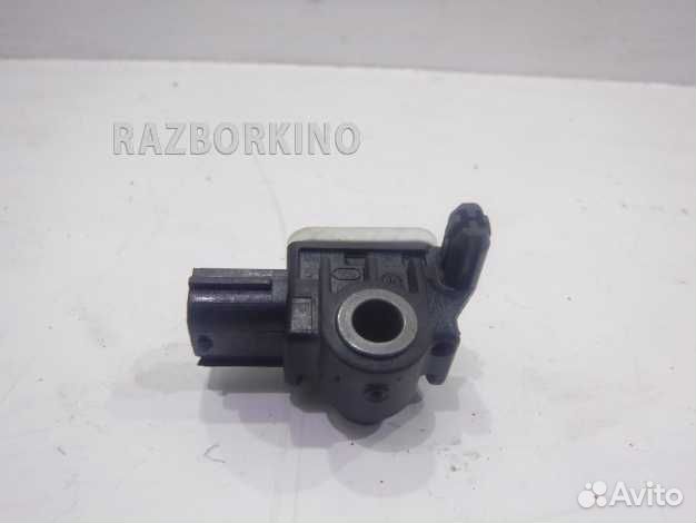 Датчик SRS Ниссан Serena C26