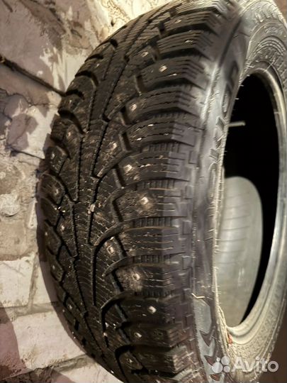 Nokian Tyres Hakkapeliitta 5 225/60 R18