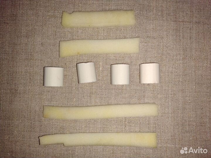 Кораллы, растения, гроты, коряги, грунт