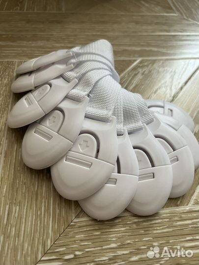 Блокиратор для мебели от детей