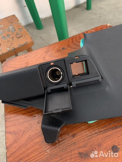 Накладка торпедо Toyota Camry V70 2018-2021(б/у)