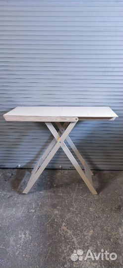 Стол деревянный бабочка