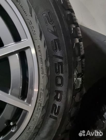 Зимняя резина с дисками 275/50 R21