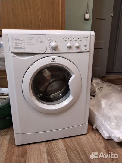 Стиральная машина бу indesit