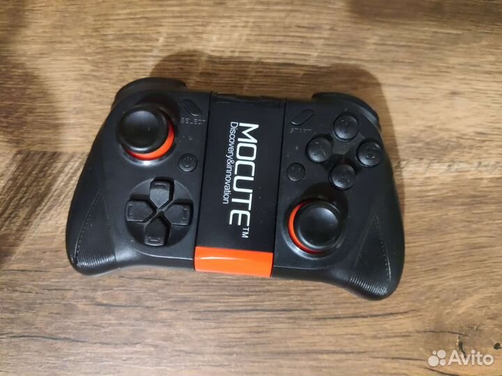 Bluetooth Геймпад mocute 050