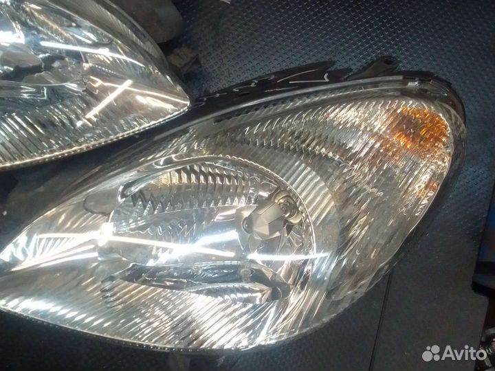 Фары Ситроен Ксара Пикассо