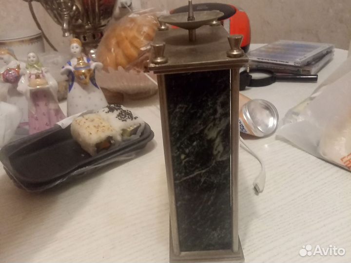 Часы молния