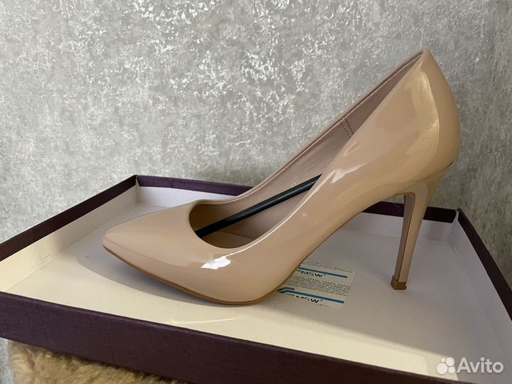 Туфли лодочки бежевые 37