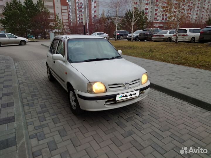 Nissan March 1.0 AT, 2000, 250 000 км