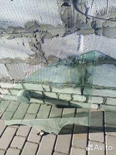 Стекло передней левой двери Renault Logan 2