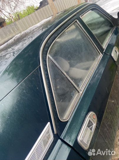 Бутылочные зеленые стекла волга комплект