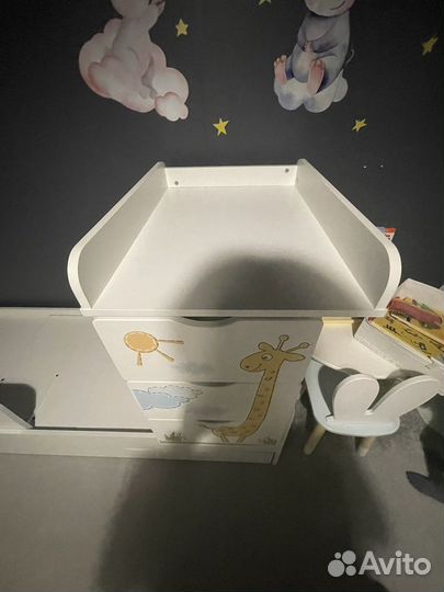 Кровать-трансформер с поперечным маятником