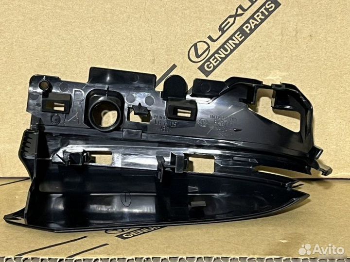 Крышка зеркала Toyota Camry 70