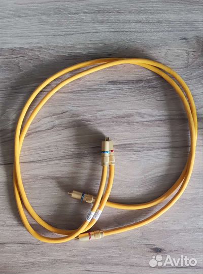 Van den Hul The D-102 III 3T Hybrid