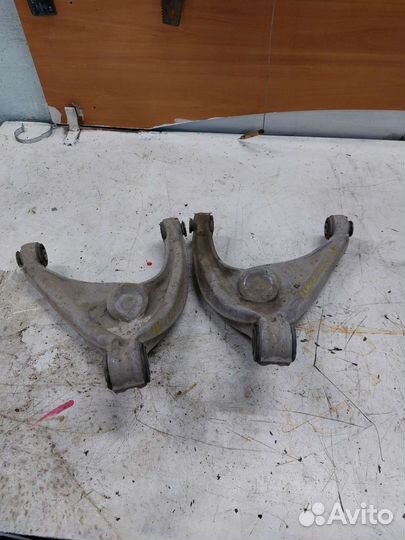 Рычаг задний Peugeot 407 Пежо 407