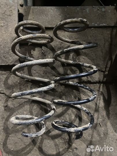 Пружины передние гранта