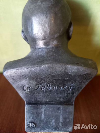 Барельеф, бюст. Ленин, Сталин