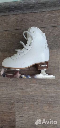 Коньки Risport Lux 180