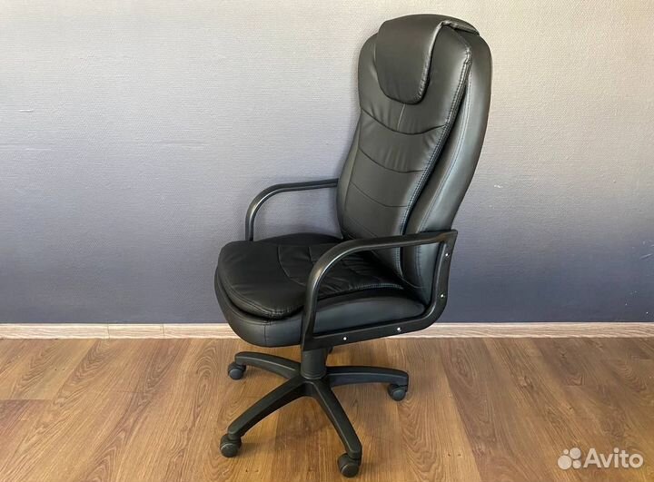 Офисное кресло новое
