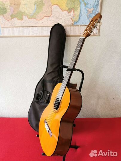 Гитара Yamaha c40