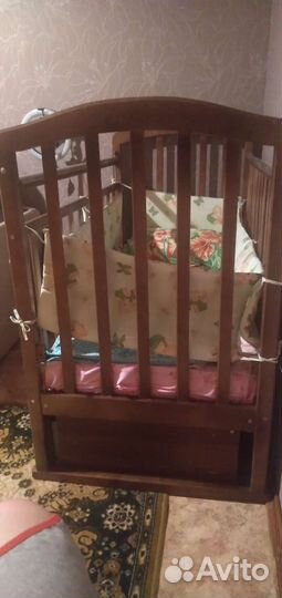 Детская кроватка