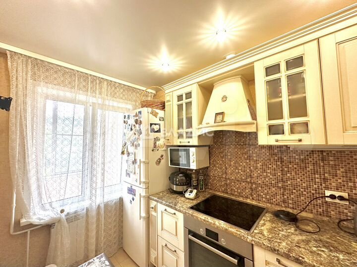 2-к. квартира, 48 м², 5/9 эт.