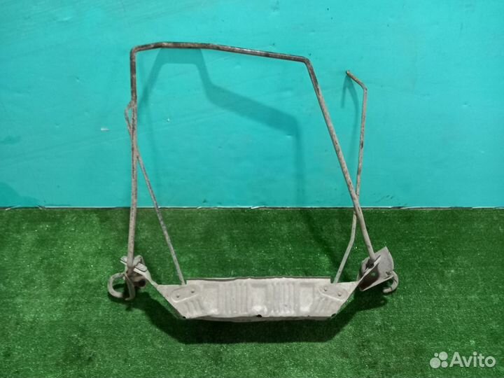 Кронштейн запаски Honda Elysion RR3 2004-2013