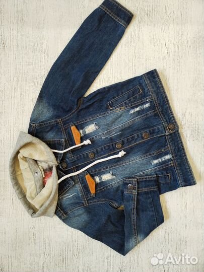 Джинсовая куртка для мальчика 116, 122