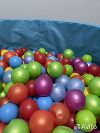 Бассейн с шариками