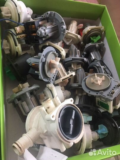 Патрубки / насосы стиральной машины