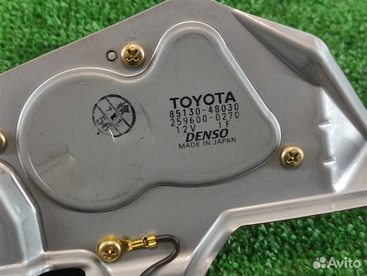 Мотор стеклоочистителя задний Lexus RX300 (MCU35)