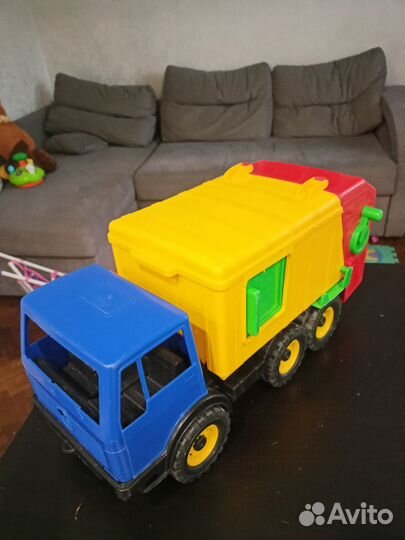 Машинка мусоровоз lena