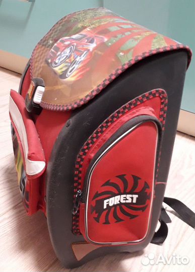 Рюкзак школьный