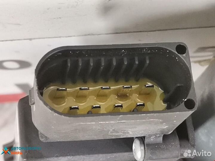 Стеклоподъемник передний правый Mercedes-Benz W168