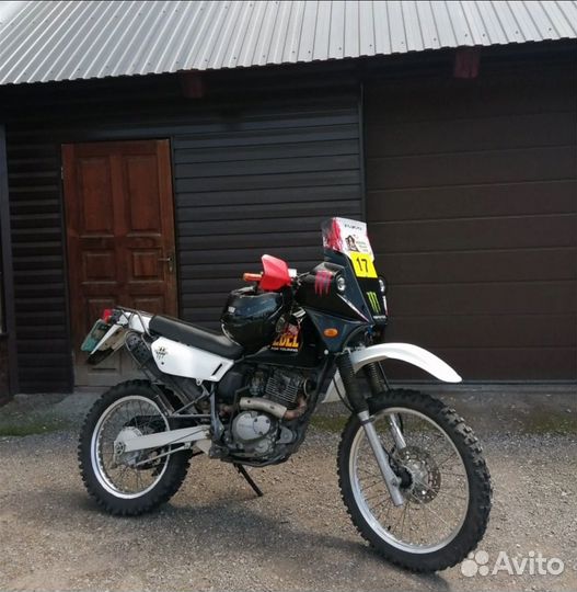 Suzuki Djebel 200