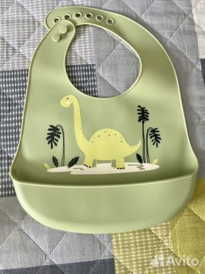 Нагрудник силиконовый