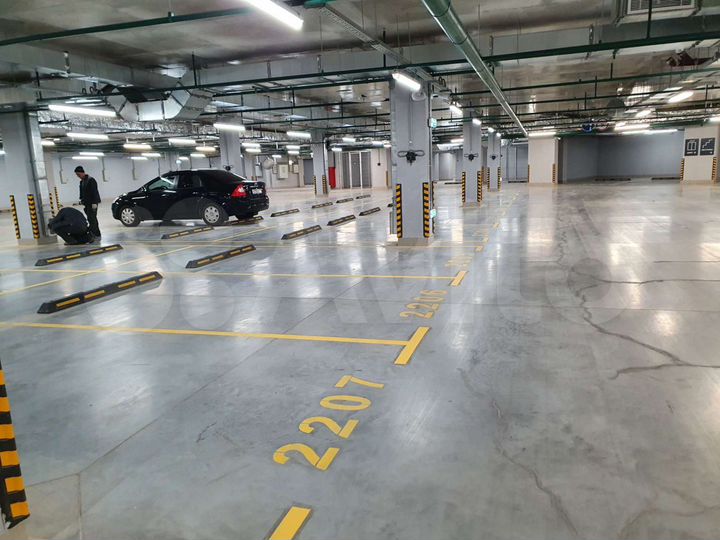 Машиноместо, 14 м²