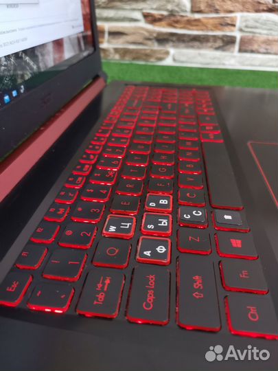Игровой ноутбук acer nitro 5 i5 4ядра/GTX1050 4Гб