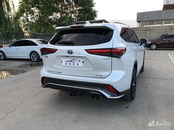 Toyota Crown Kluger 2.5 CVT, 2021, 20 000 км